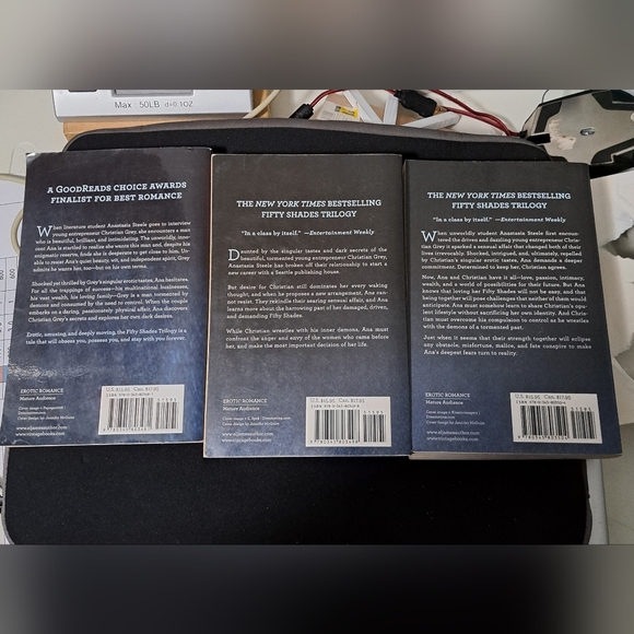 50 Shades of Grey Triology - Picture 2 of 3